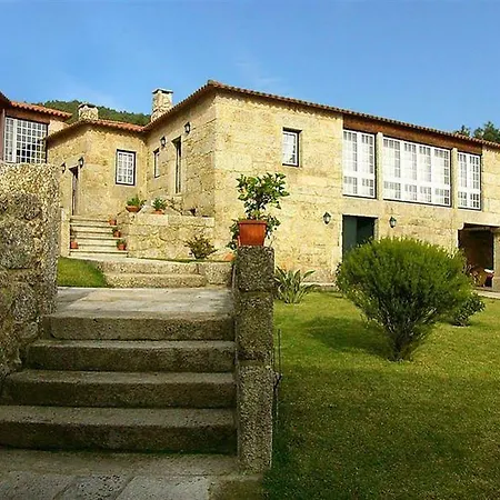 בית כפרי Quinta Do Sourinho ברסלוס